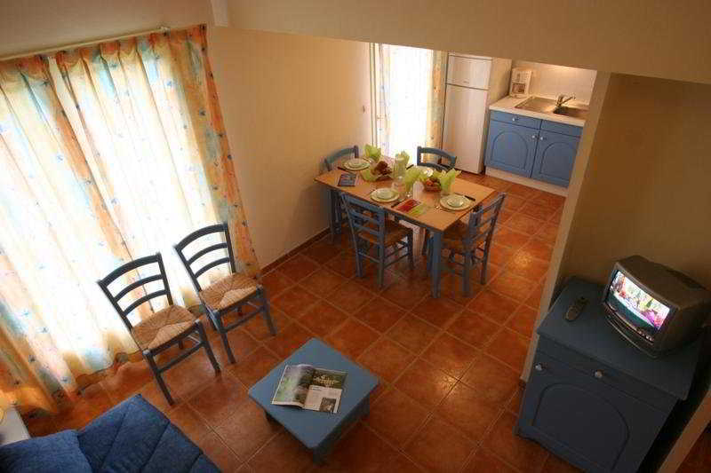 Lagrange Vacances Les Mazets De Gaujac Gaujac  Dış mekan fotoğraf